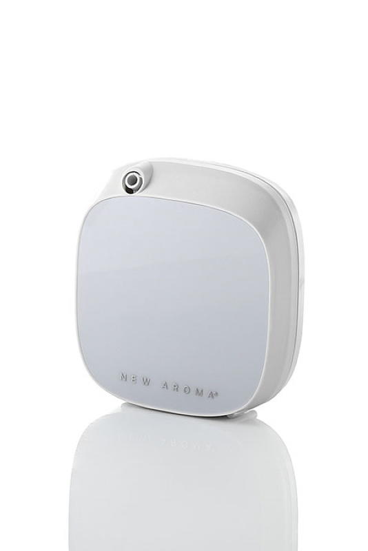 Bílý automatický aroma difuzér Alfa Pureo MINI s Bluetooth ovládáním