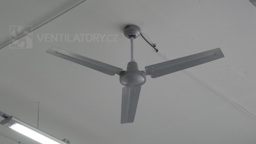 Reálné použití stropního ventilátoru Westighouse Industrial 72501