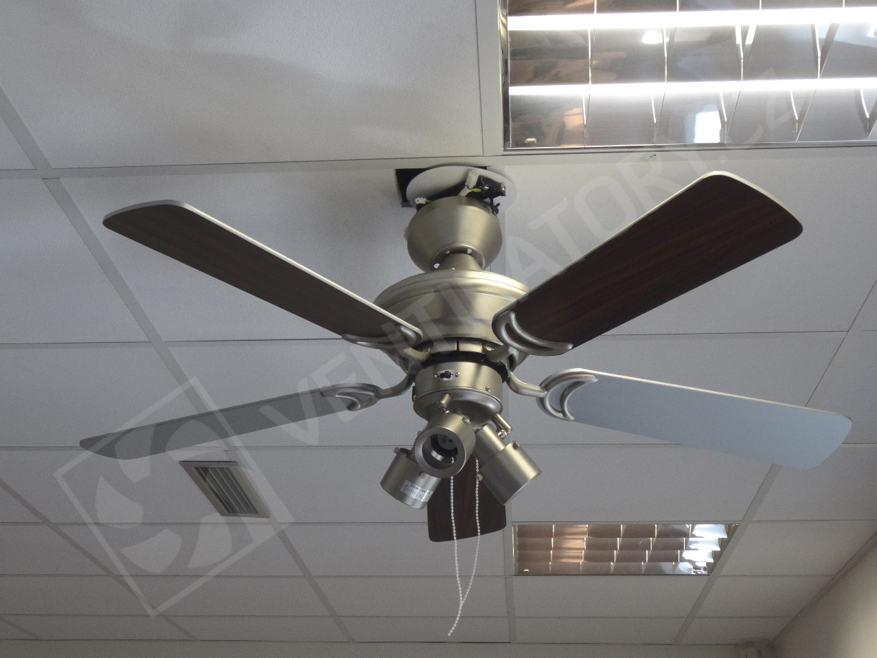 Správná instalace stropního ventilátoru Westinghouse Kingston